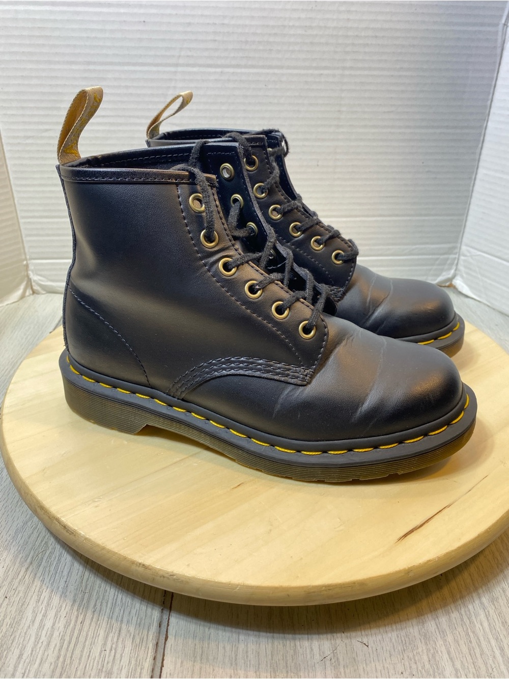 Dr. Martens 101 Vegan Black Felix Rub Off 6-Eye Boots Size US Women 7